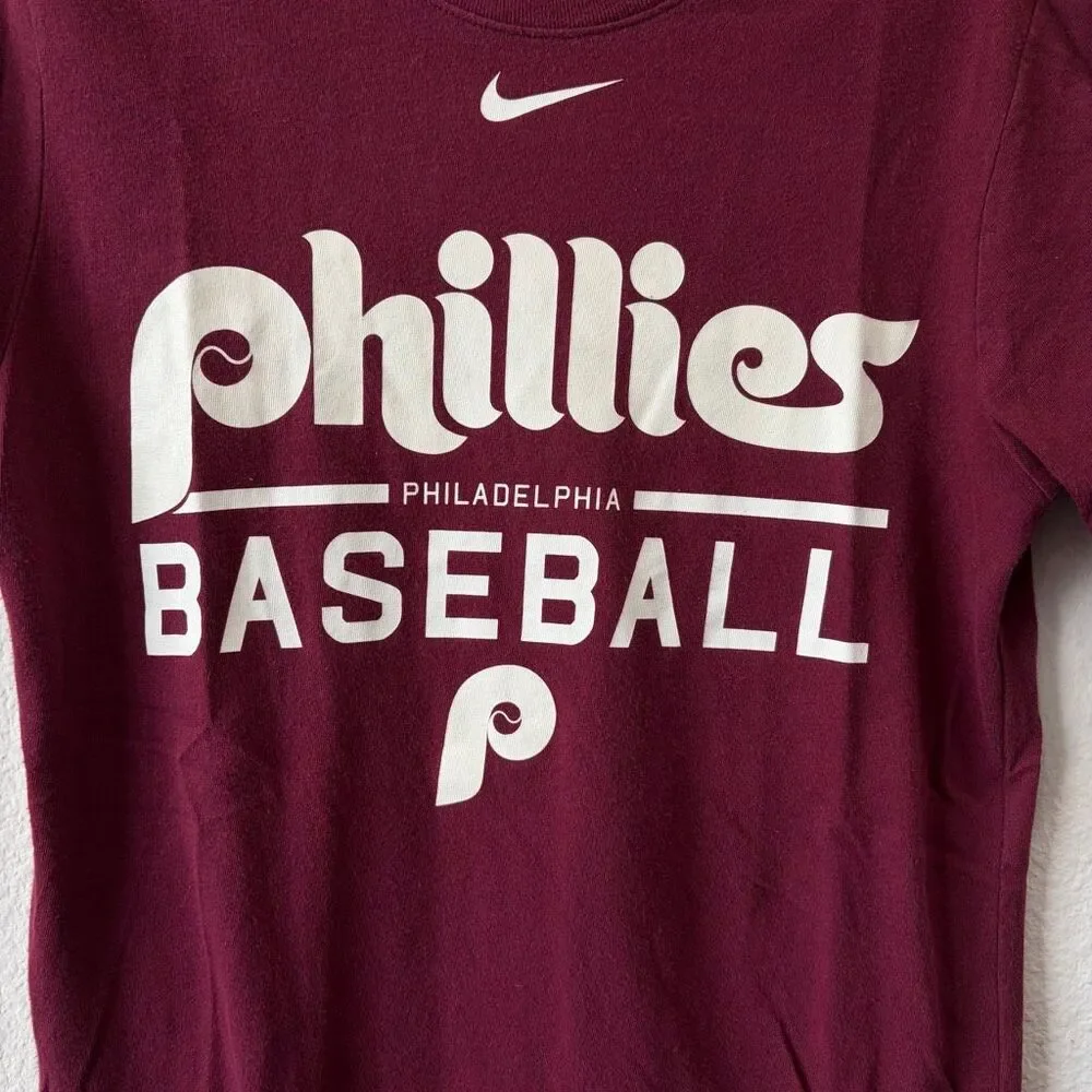 Nike Philadelphia Phillies Baseball T-Shirt Size Small